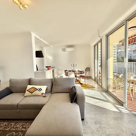2 Pieces Avec Terrasse Proche Plages Et Parking A Ajaccio - Fr-1-61-650 Apartment *